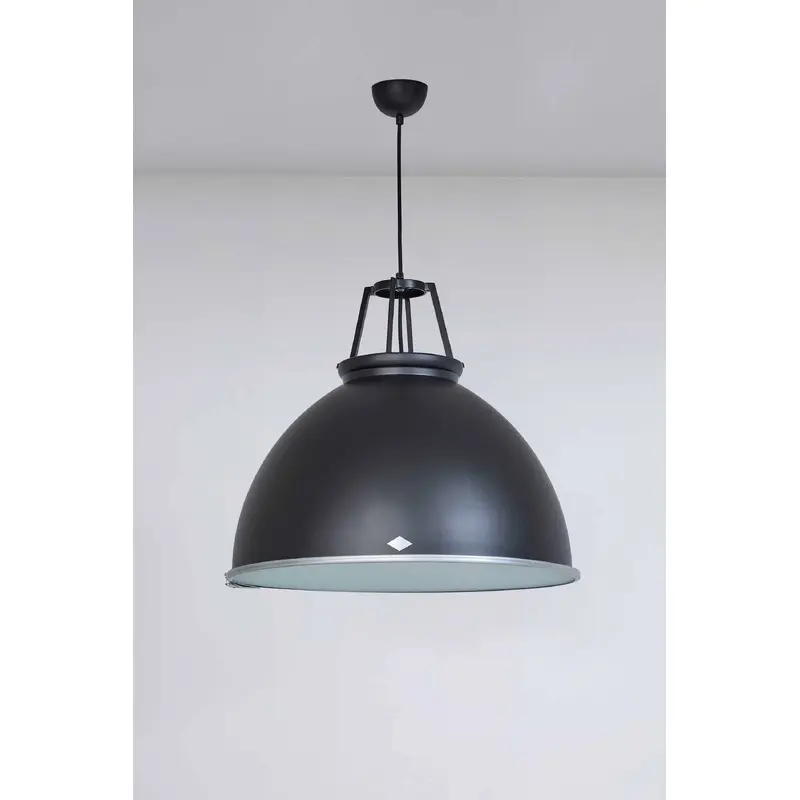 Titan Size 5 Black Edition with Etched Glass