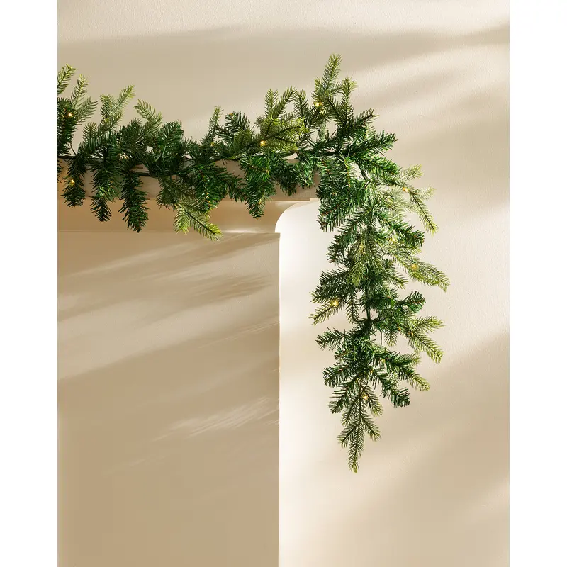 9' Grandis Pre-Lit Indoor/Outdoor Faux Garland