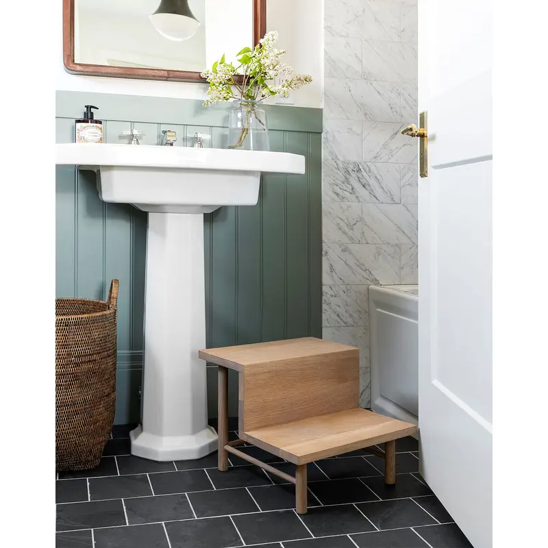 Evelin Step Stool