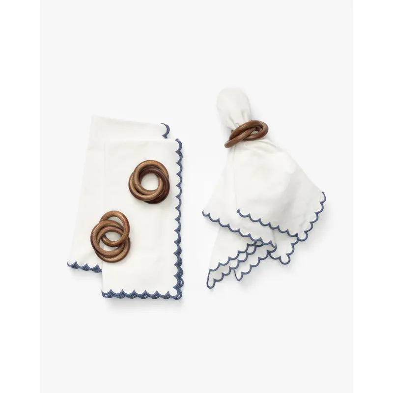 Scallop Border Napkins (Set of 4)