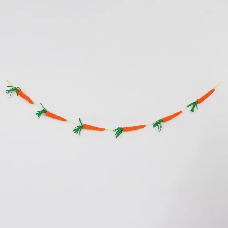 Easter Hanging Carrot Garland