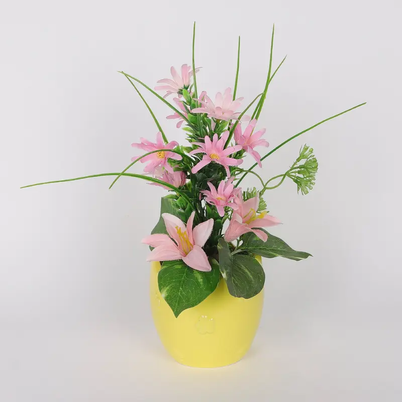 Easter Table Top Florals Egg Vase