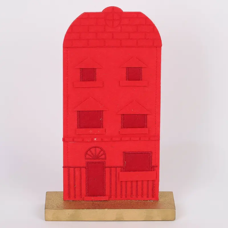 Wooden board felt tabletop house