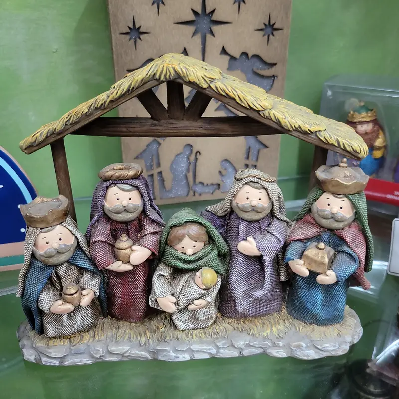 Xmas_polyresin nativity table top