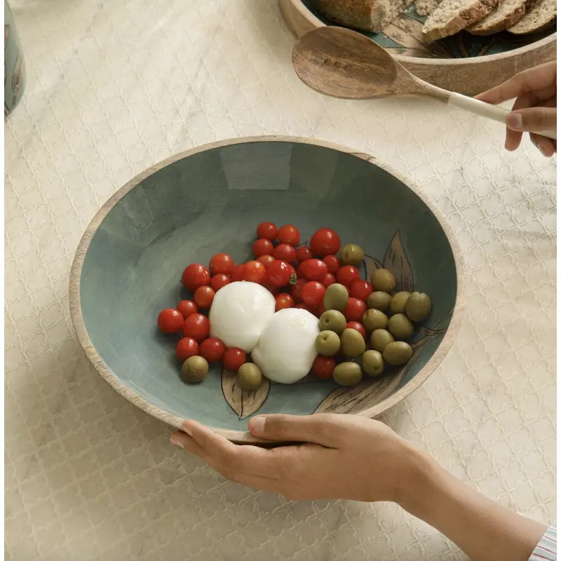 Iris Salad Serving Bowl