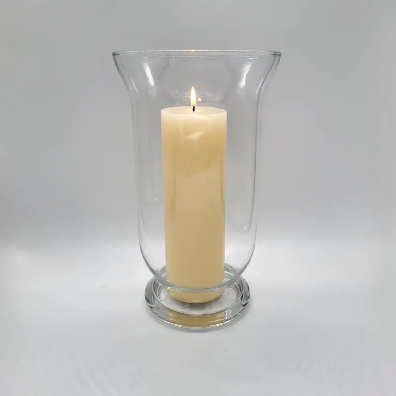 Glass vase or hurricane lamp
