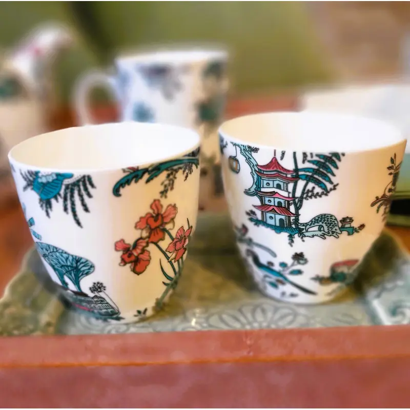 Singapore Toile 'East meets West' Cup Pair