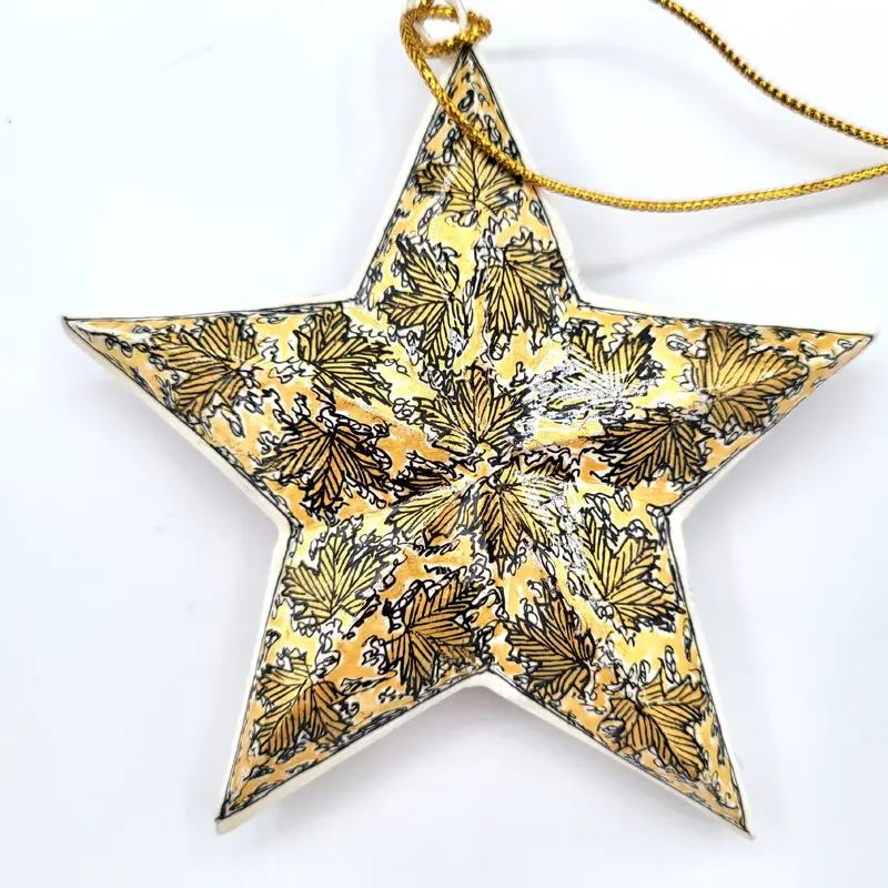 Star Raised Leaves and Berries