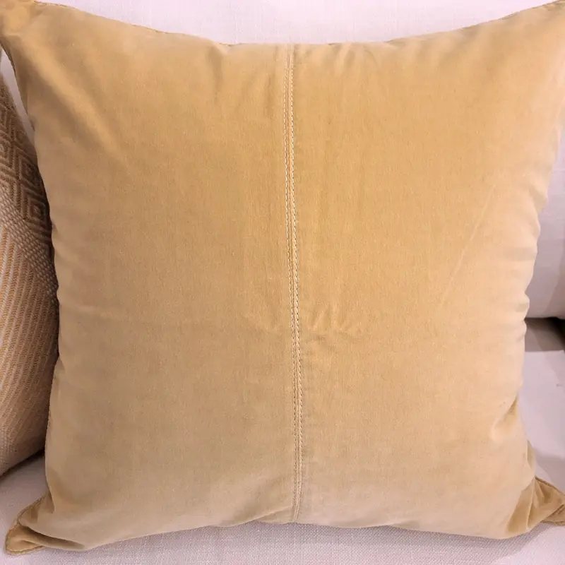 Velvet Base Sand Cushion