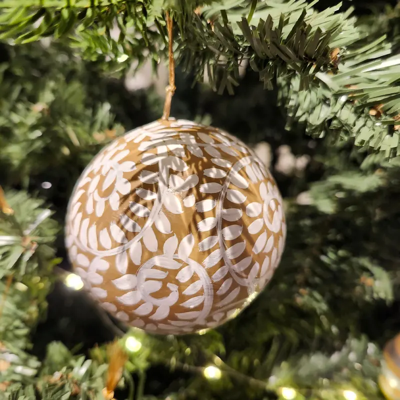 Christmas Tree Decoration  "Filigree"