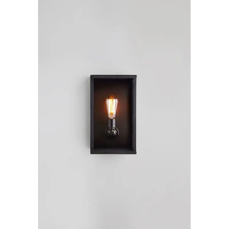 Medium Box Wall Light 7645 (Internally Glazed)