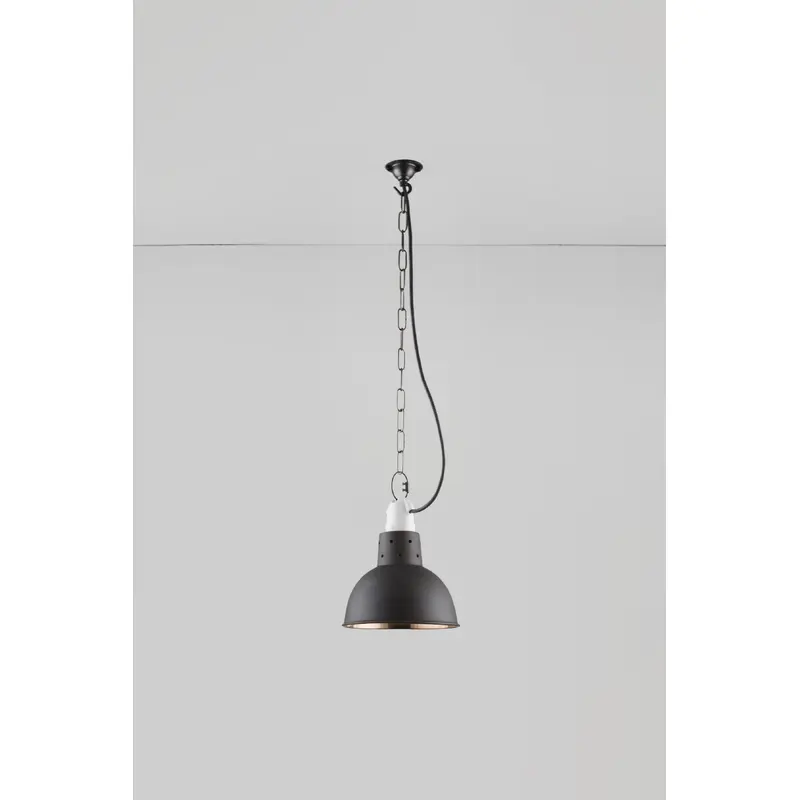 Spun Reflector with Suspension Lampholder