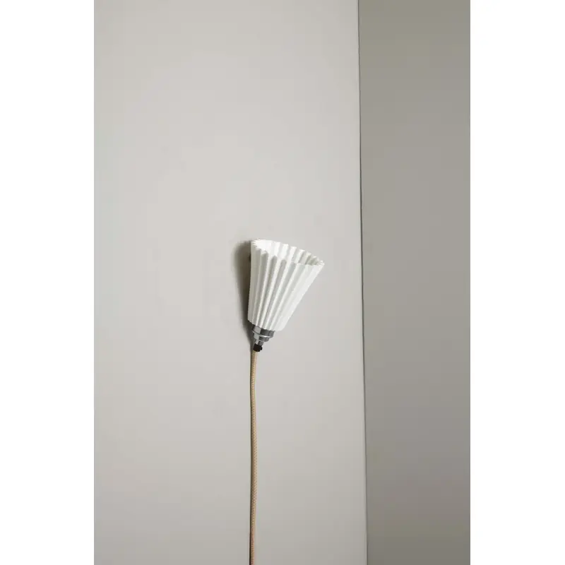 Portable Pleat Medium Wall Light