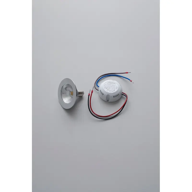 Whitby AR70 LED Spotlight Bulb and Round Dimmable Driver Set for Spotlights with an Integral Driver