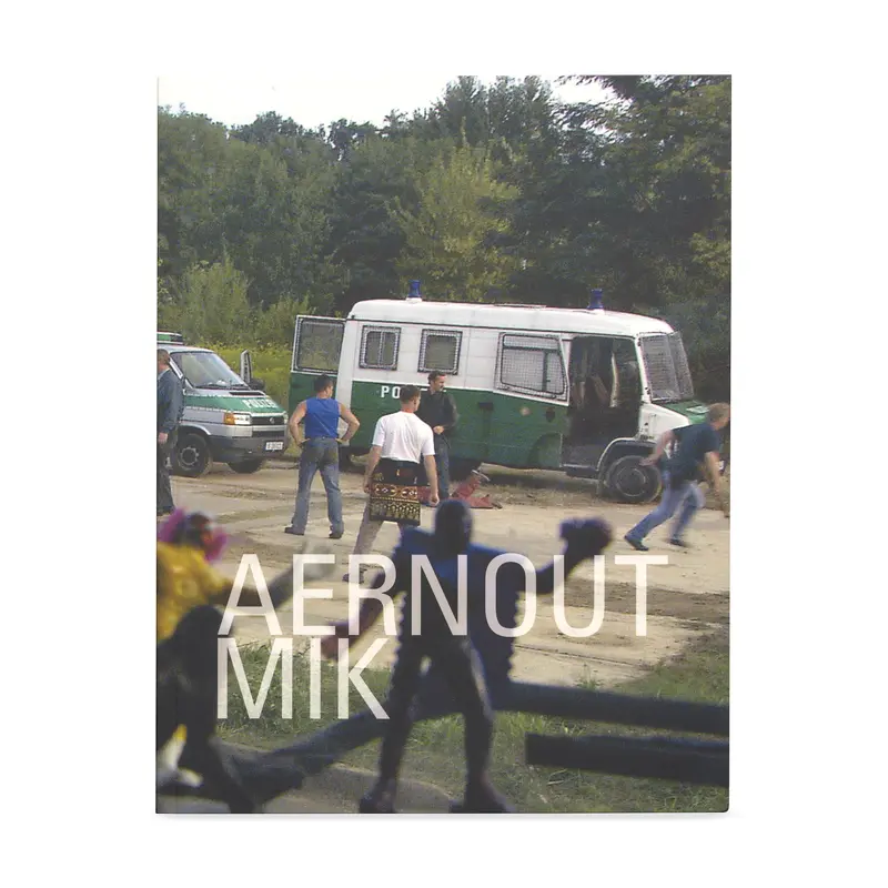 Aernout Mik - Paperback
