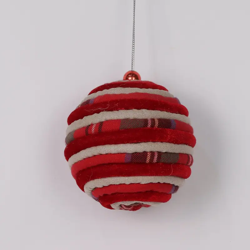 Red ornament with cloth rope winding