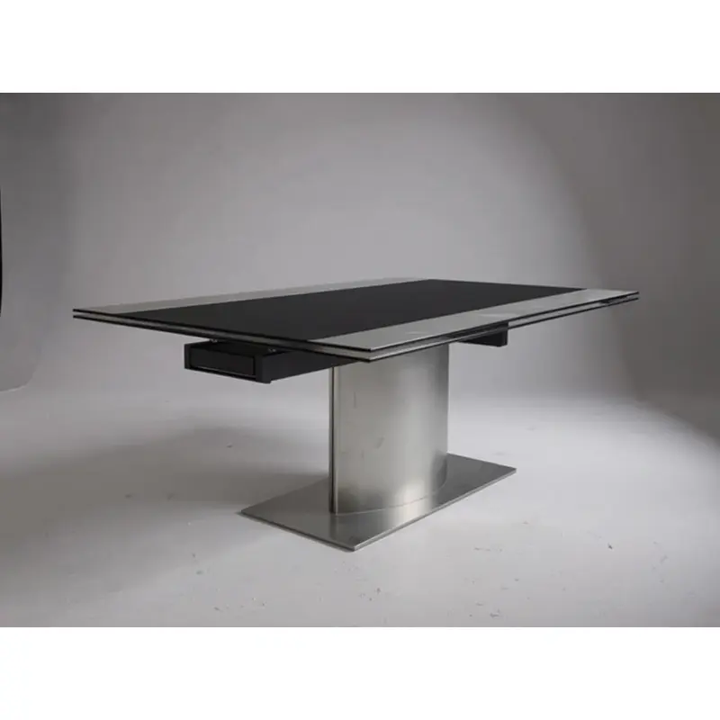 Valenti Zita Dining Table