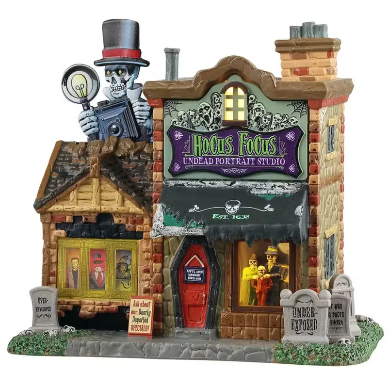 NEW 2025 Lemax Spooky Town Hocus Focus Undead Portrait Studio #55304