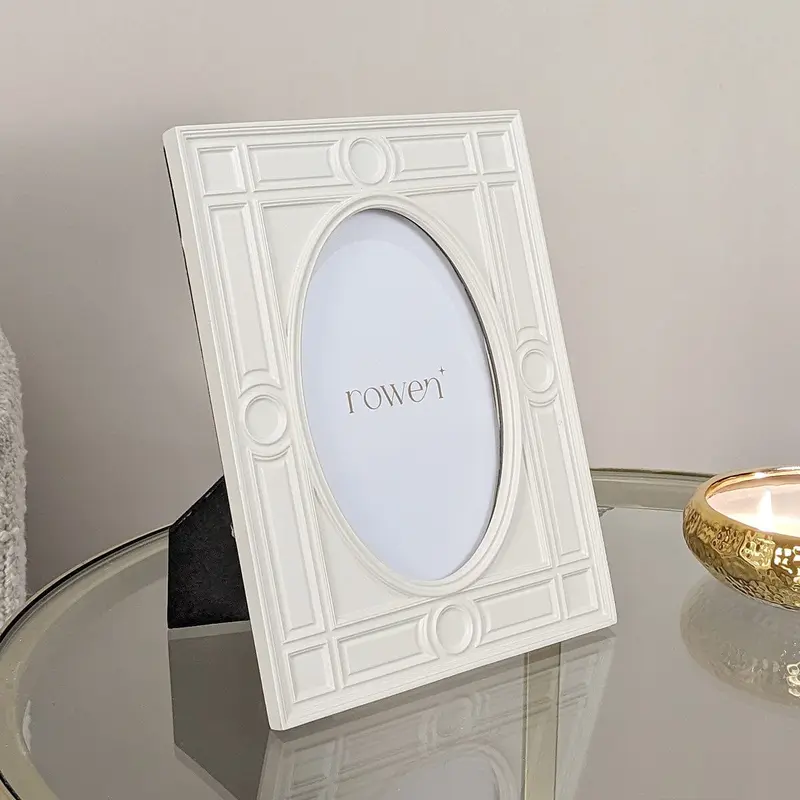 Entra Large White Photo Frame