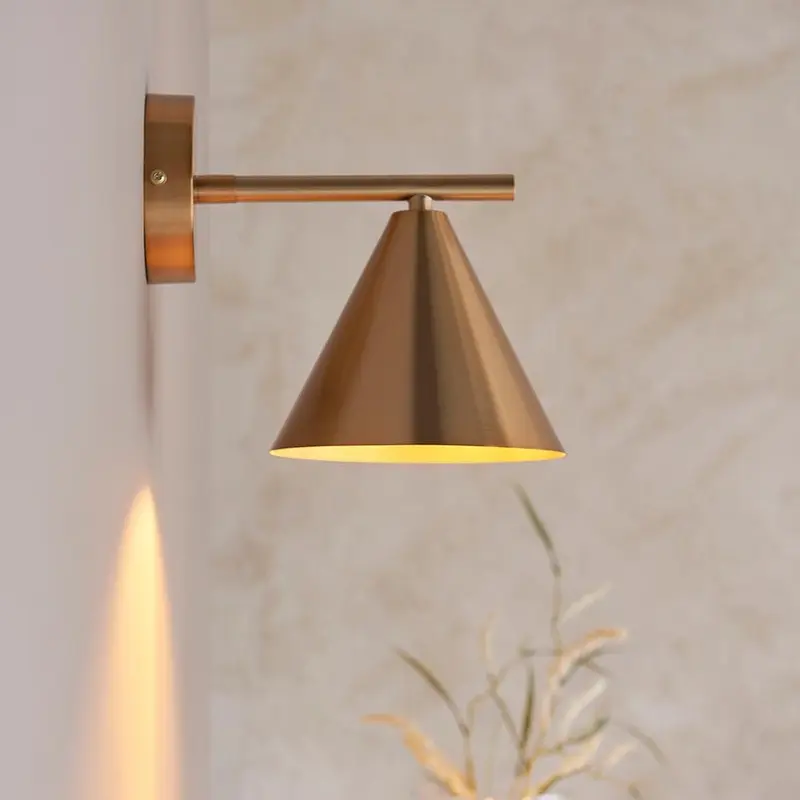 Devonte Gold Wall Light