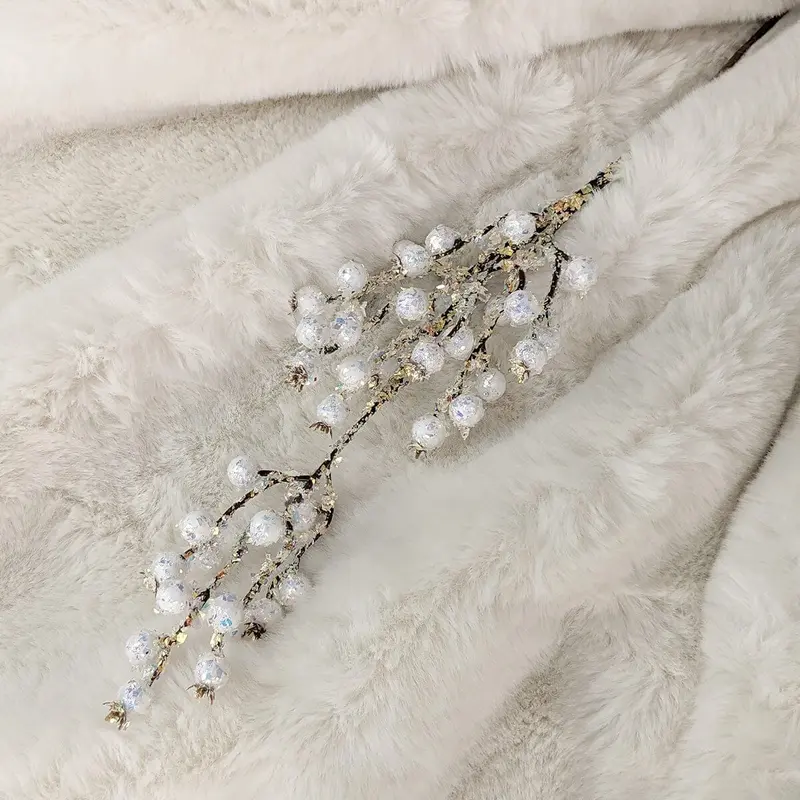 Sparkle Berry Sprayed Single Stem