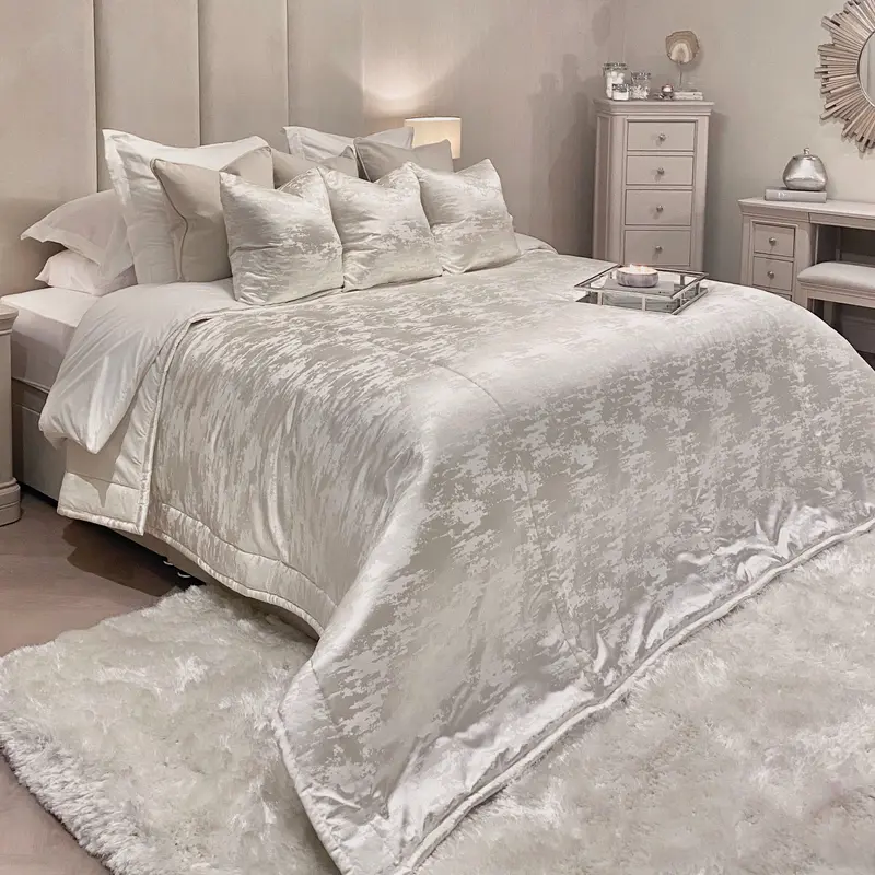 Hailes Pearl Satin Mix Marble Effect Bedspread