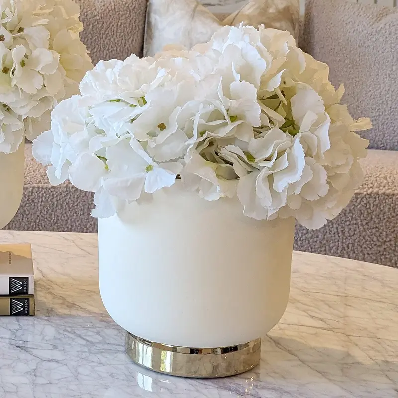 Cinzia Ceramic White & Gold Planter