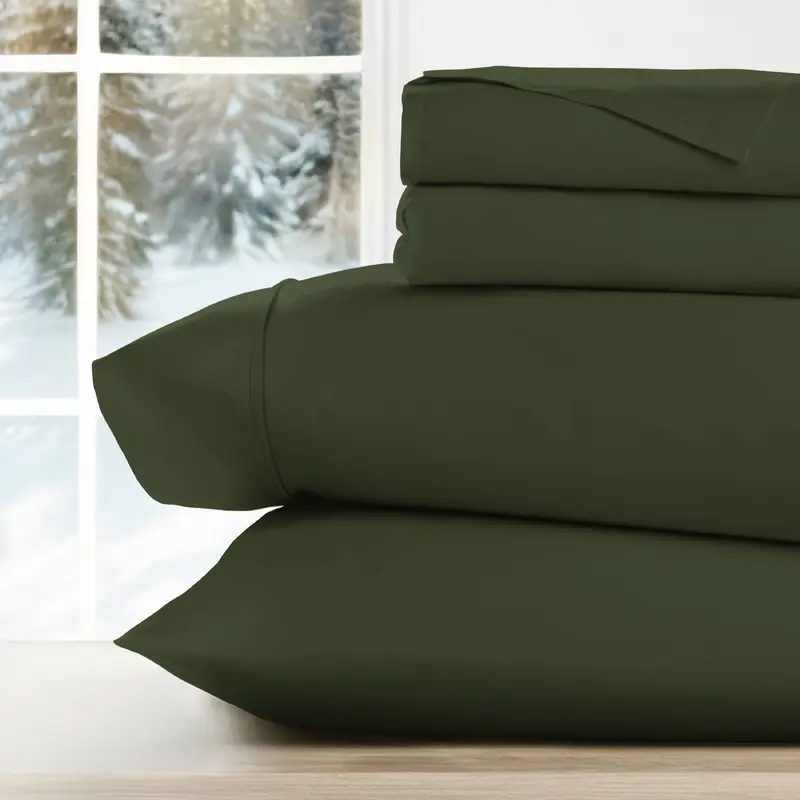 4-Piece Essential Holiday Sheet Set
