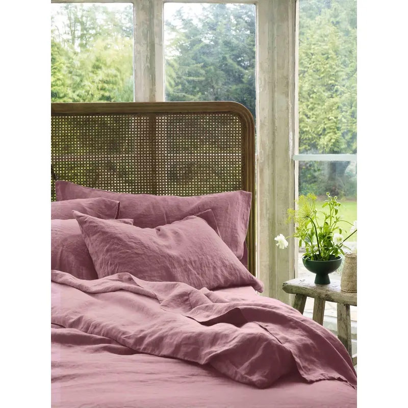 Raspberry Linen Blend Pillowcase (Pair)