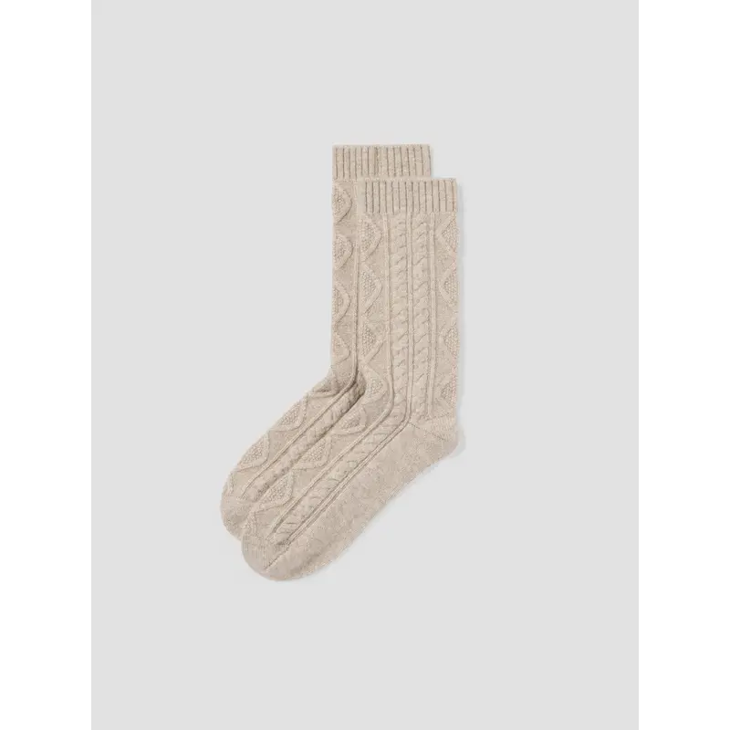 Oatmeal Cozy Cable Socks