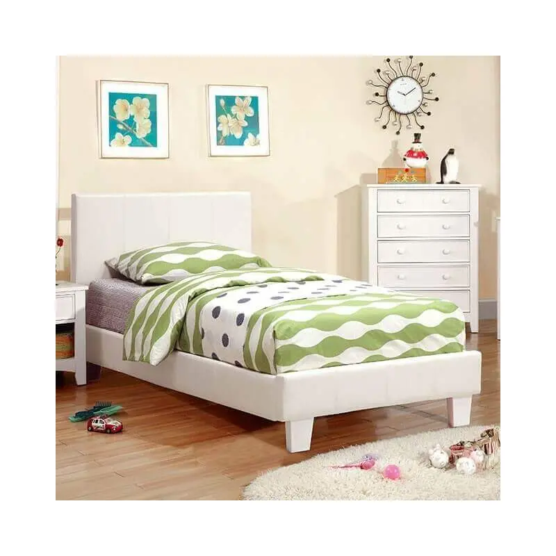 Winn Park White Platform Bed