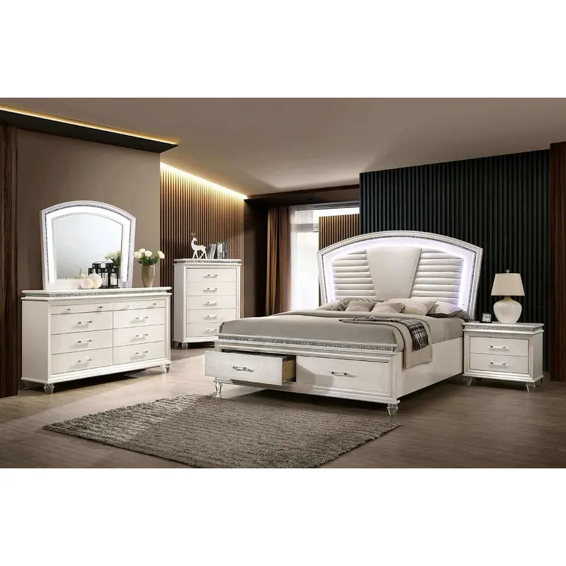 Maddie Queen Bed In Pearl White