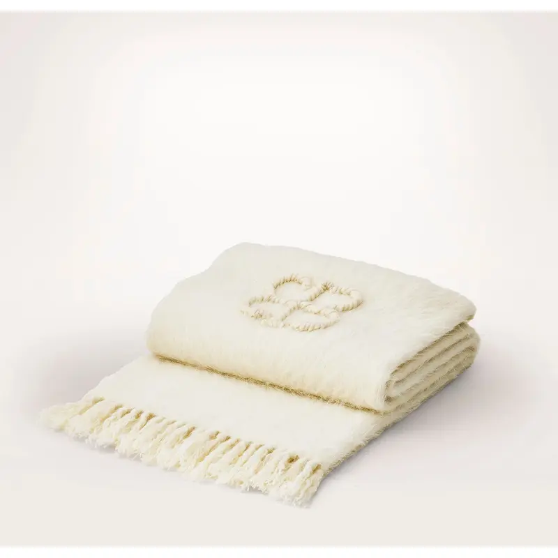 The Vrit Throw Blanket - Cream