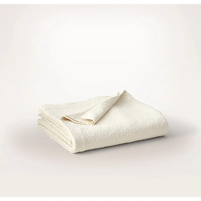 Dappled Vela Classic Coverlet - Cream