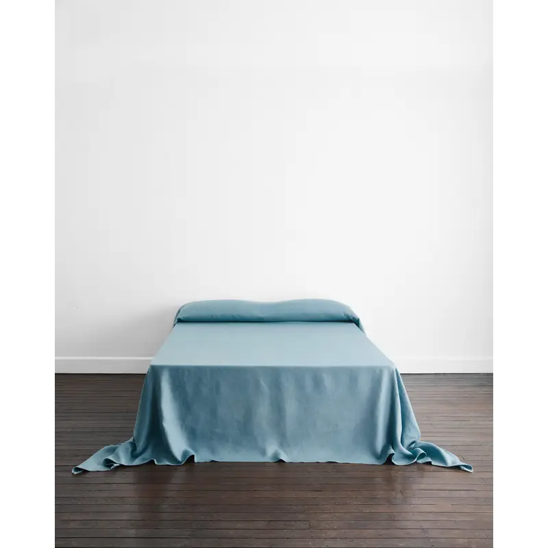 Lagoon Heavy Linen Bed Cover