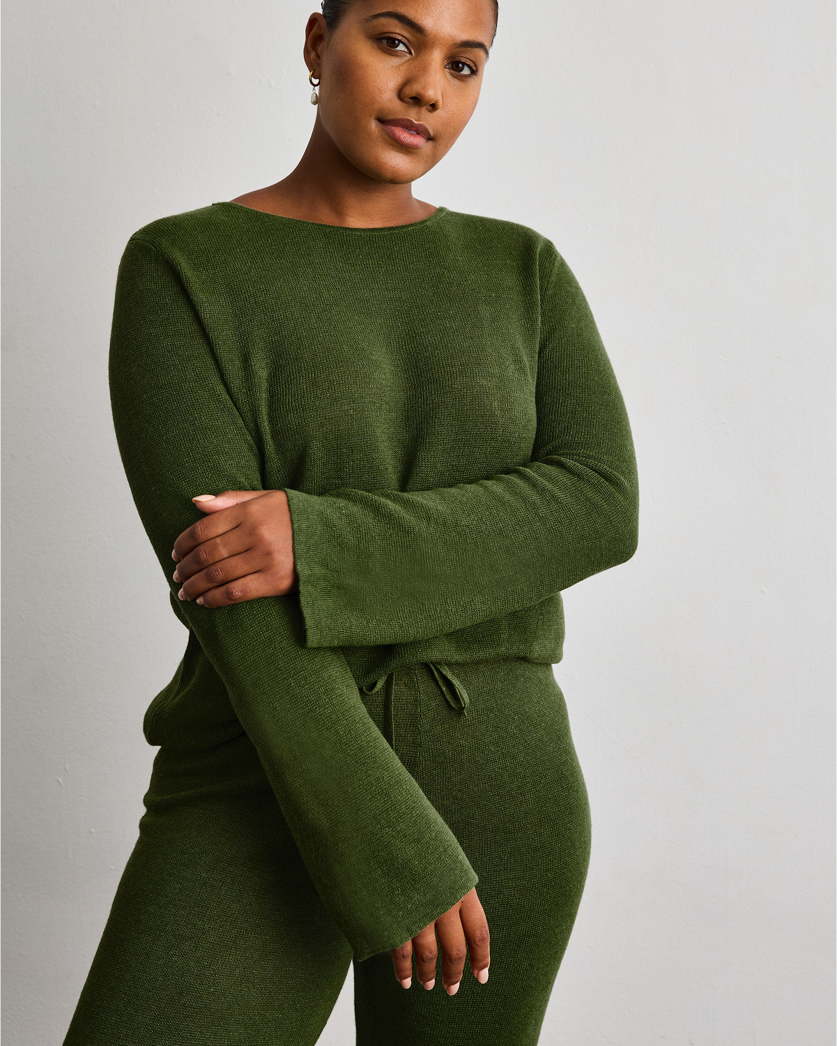Veranda Linen Knit Sweater in Olive
