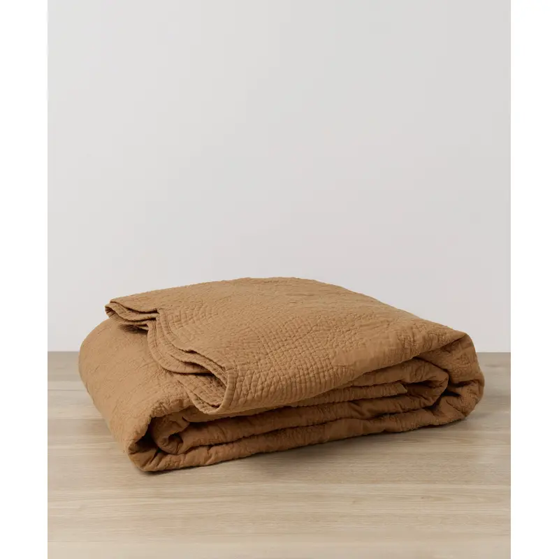 Willow Embroidered Quilt - Nutmeg