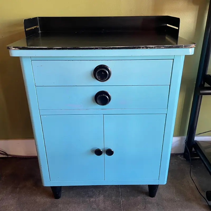 1950's Vintage Medicine Cabinet