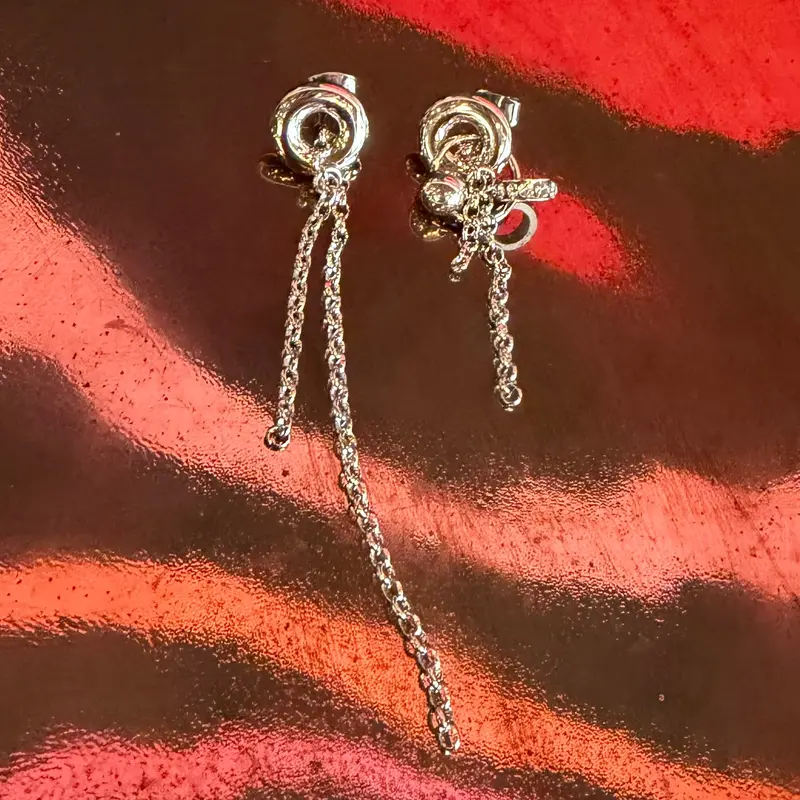 Sinead Earrings by Justine Clenquet