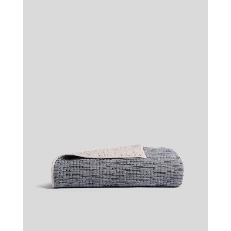 Organic Channel Gauze Throw (Natural and Soft Black)