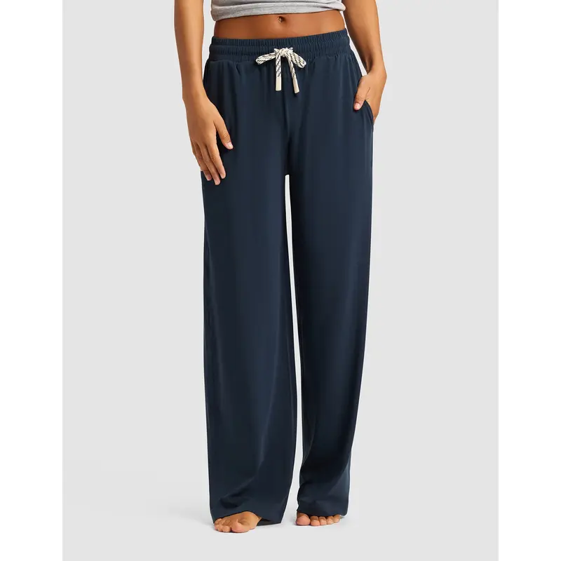 Women's Studio Wide Leg Pant