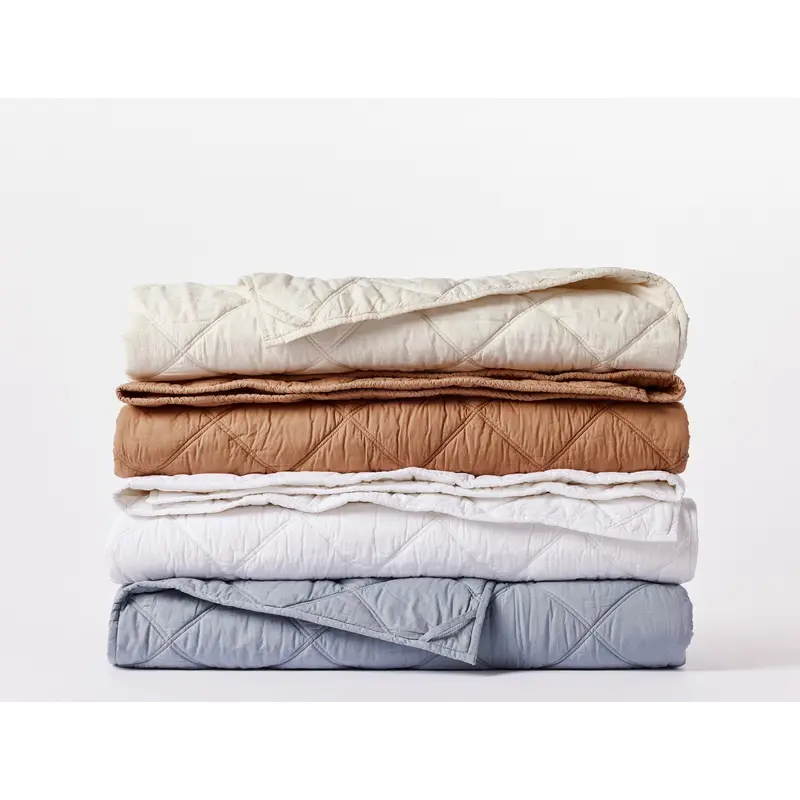 Diamond-Stitched Organic Cotton Comforter - Renewed