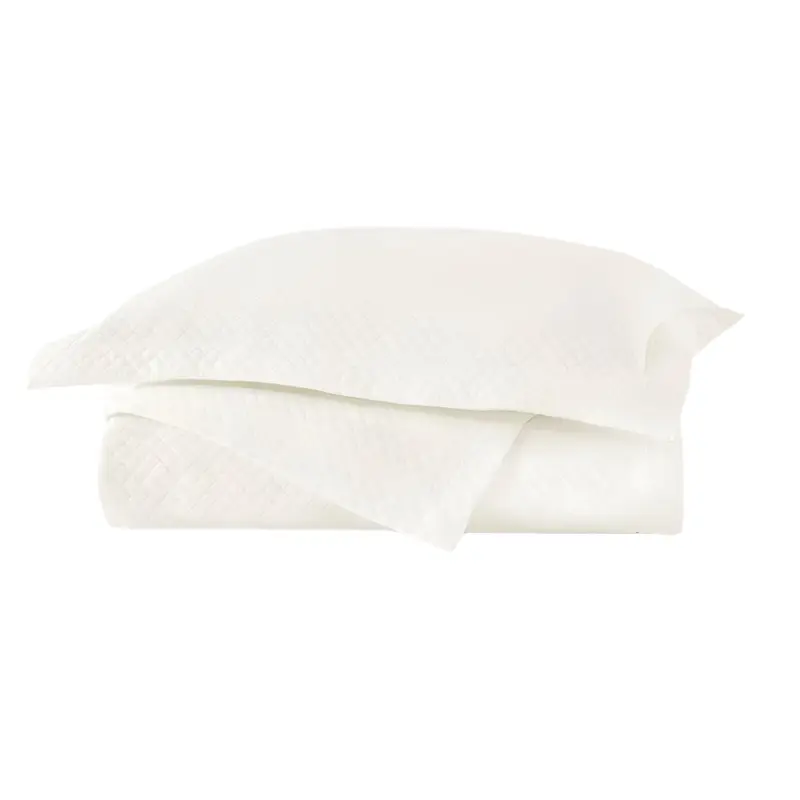 Oxford Ivory Coverlets by Peacock Alley