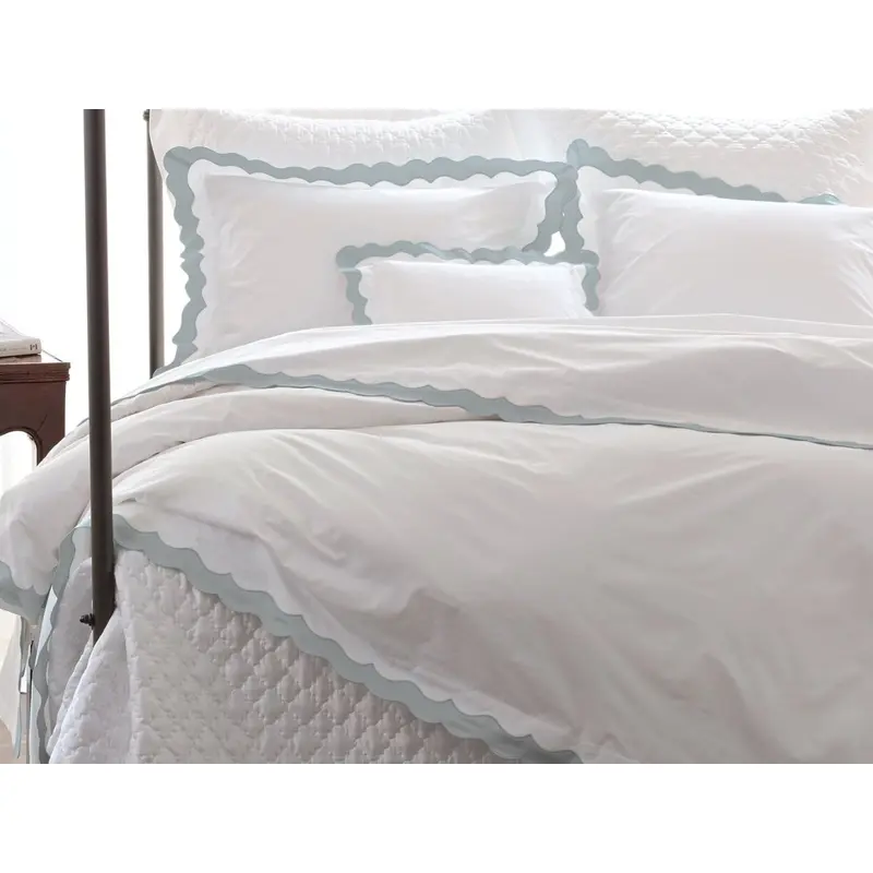 Lorelei Bedding by Matouk