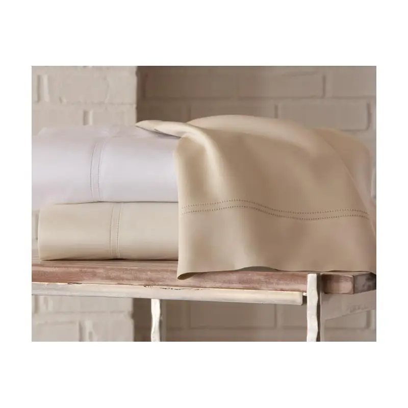 Virtuoso Sheeting Duvet and Shams by Peacock Alley