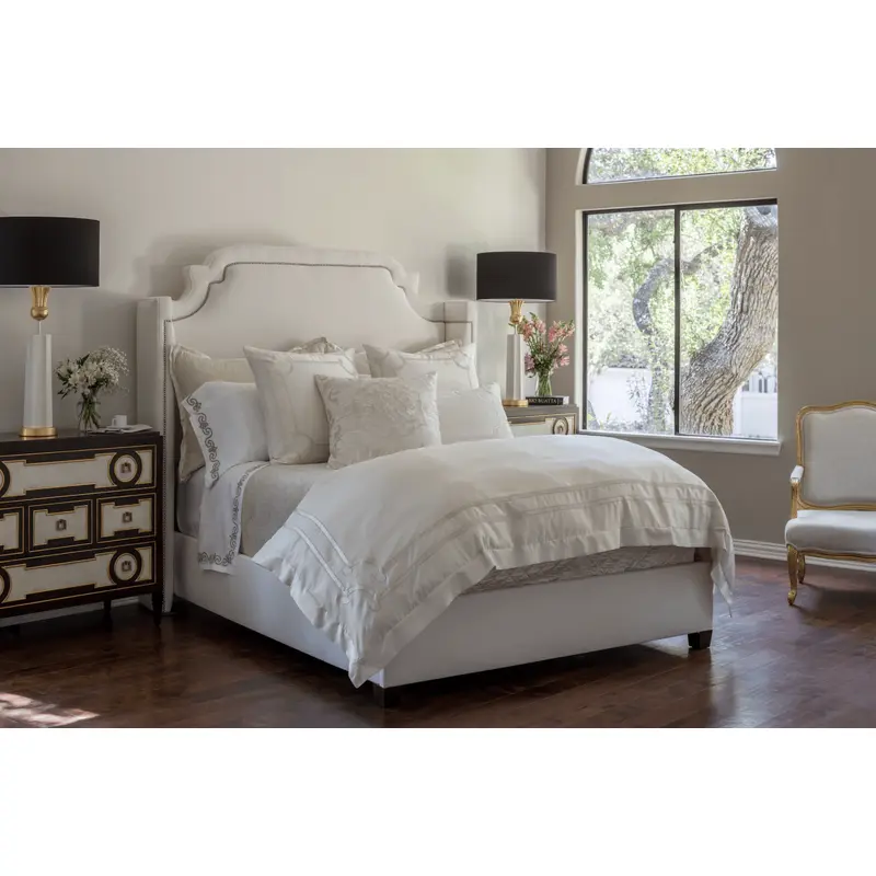 Vendome Ivory by Lili Alessandra