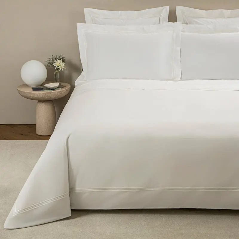 Triplo Popeline Bourdon White and Milk by Frette