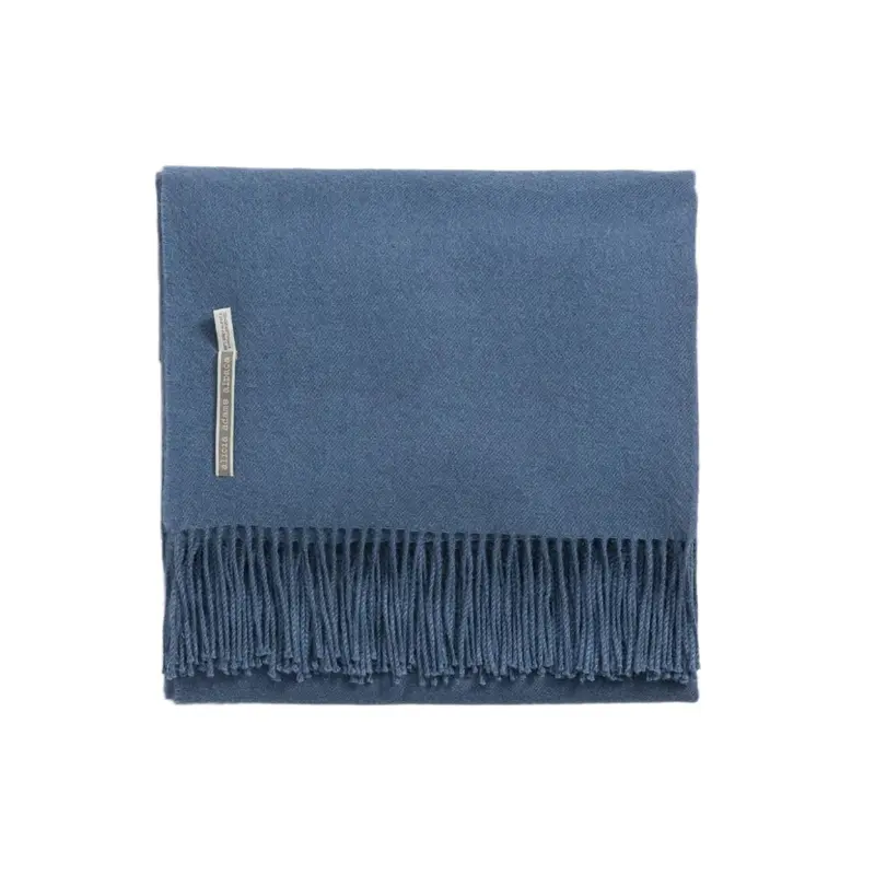 Alicia Adams Alpaca Throw in English Manor Solid