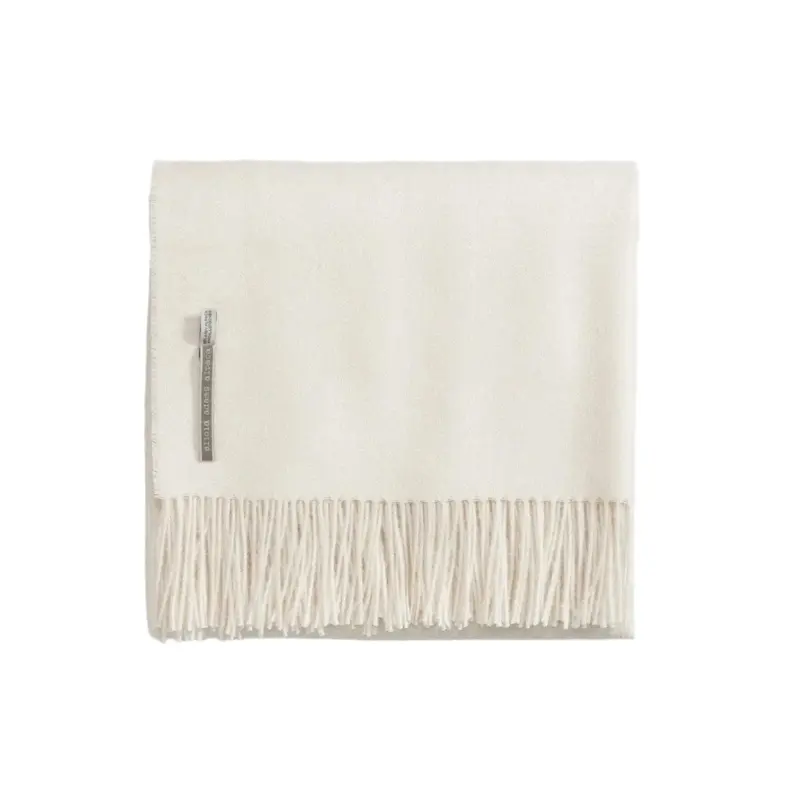 Alicia Adams Alpaca Throw in White Solid
