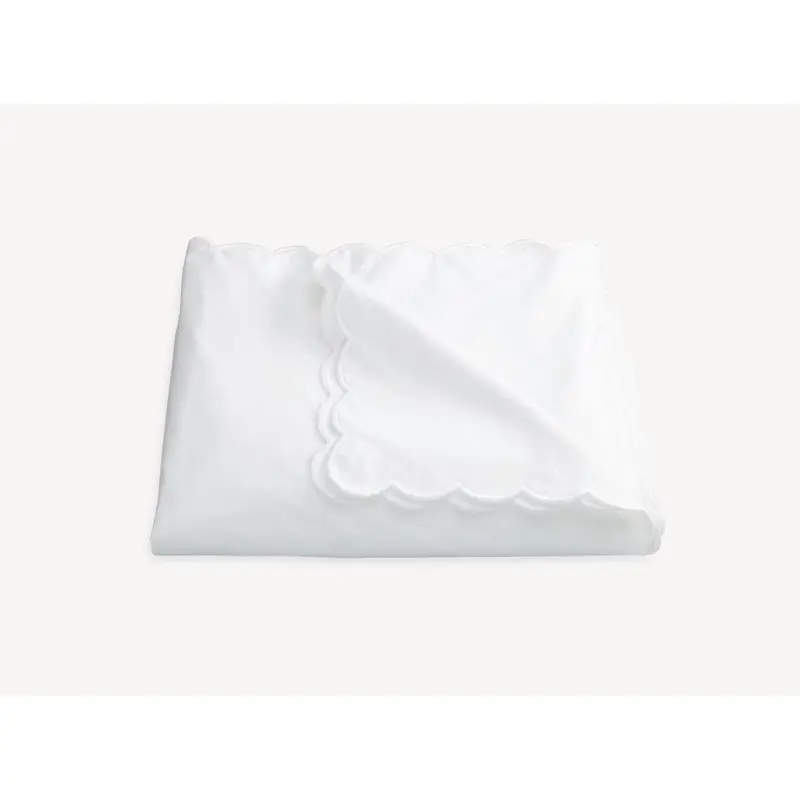 Dakota Scallop White Bedding by Matouk